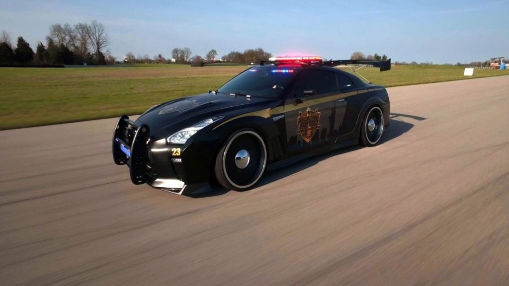 2017 Nissan GT-R Police Car Concept-3
