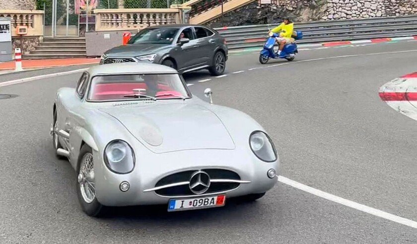 Million Mercedes Benz Slr Casually Driving In Monaco The