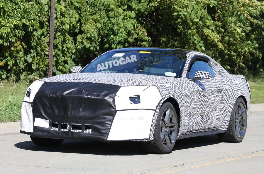 2018-ford-mustang-facelift-spyshots-1