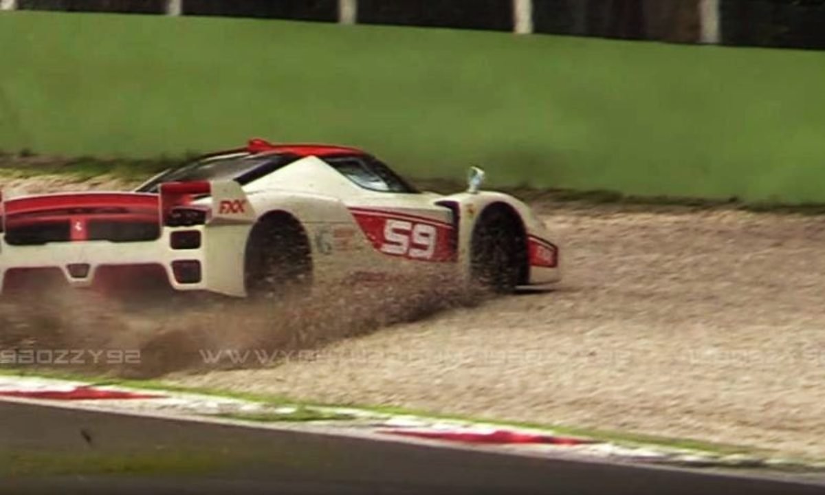 Video Ferrari Fxx Evoluzione Crashes At Monza The Supercar Blog