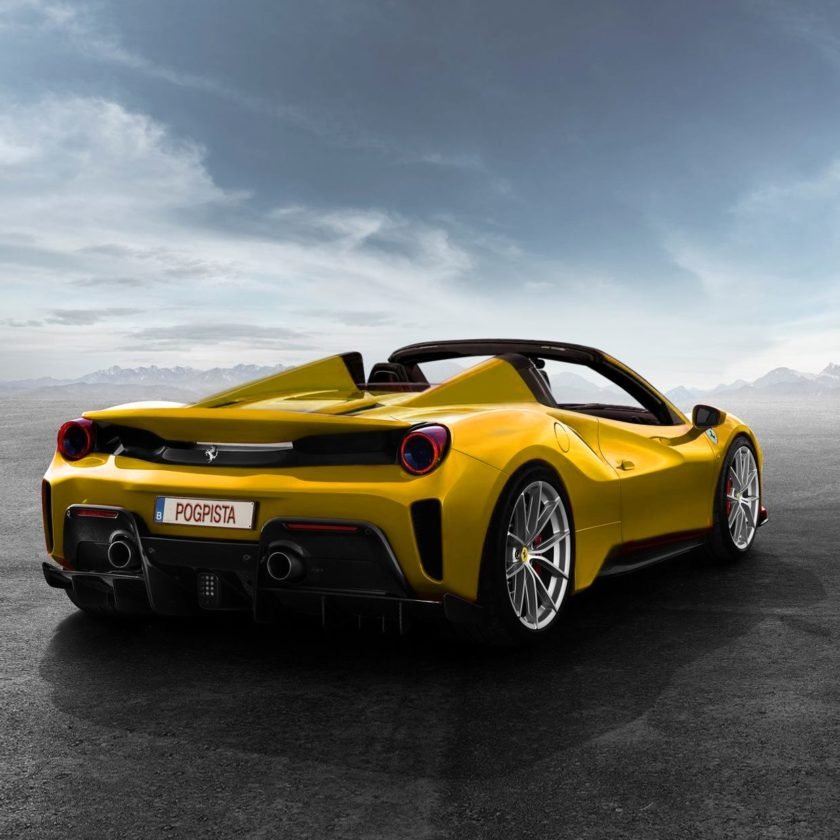 Ferrari 488 pista белая