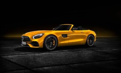 2019-mercedes-amg-gt-s-roadster-2