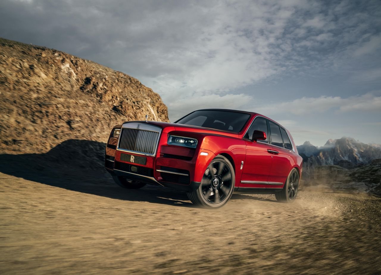 Rolls Royce Cullinan-official images-1