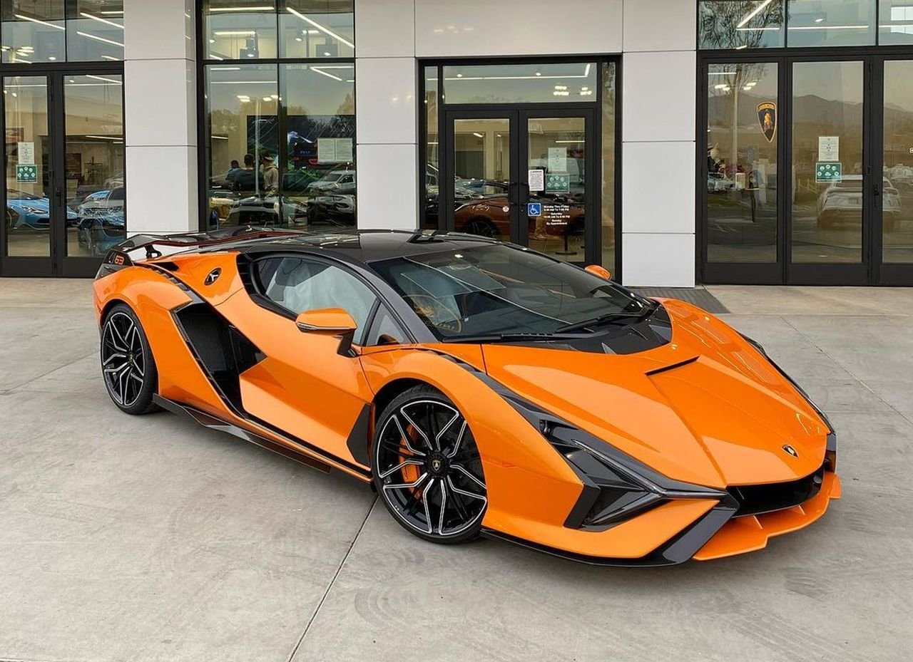 America's first Lamborghini Sian has landed in California - The Supercar  Blog