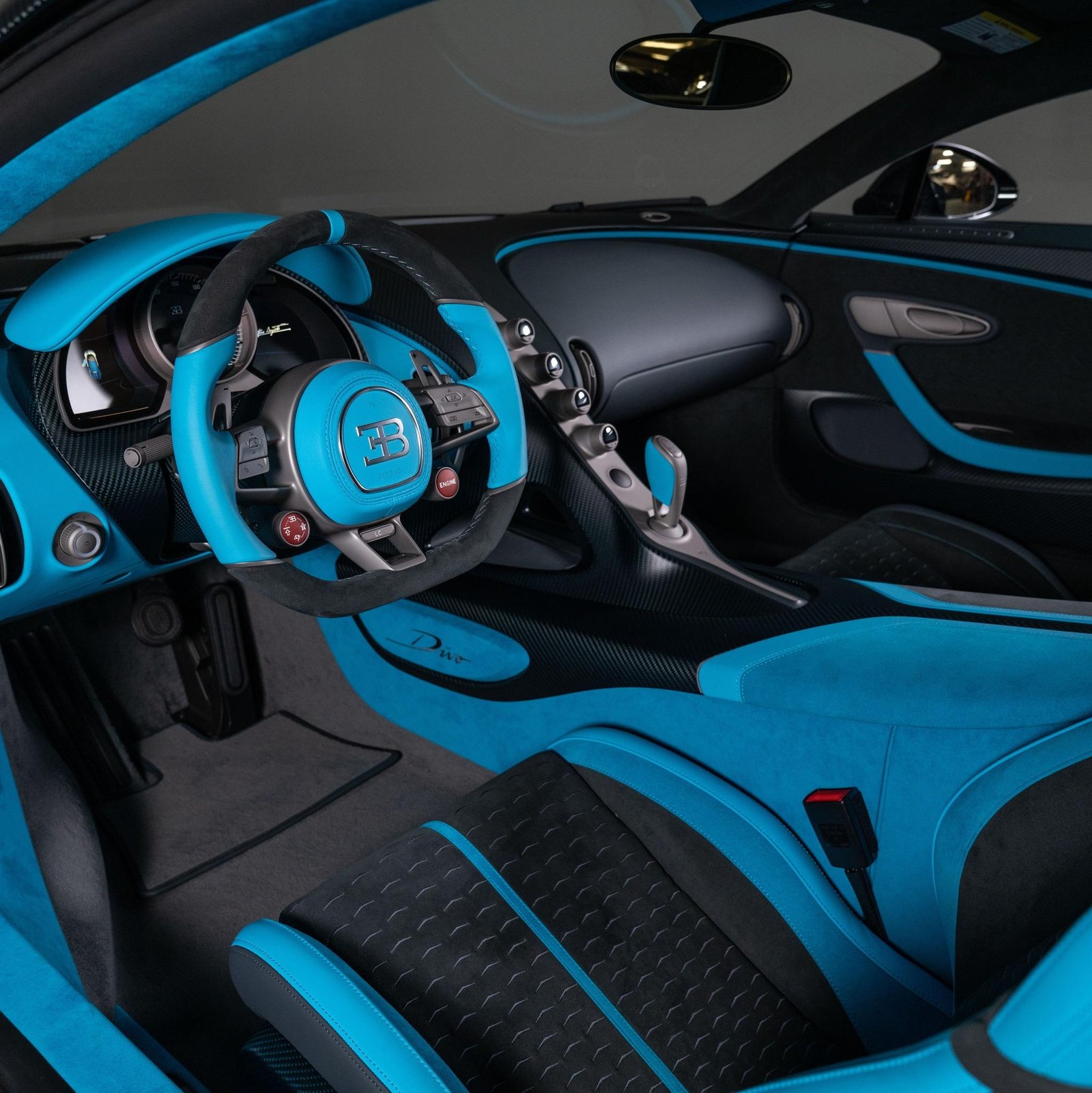 Bugatti Divo-Titanium Carbon- for sale-4
