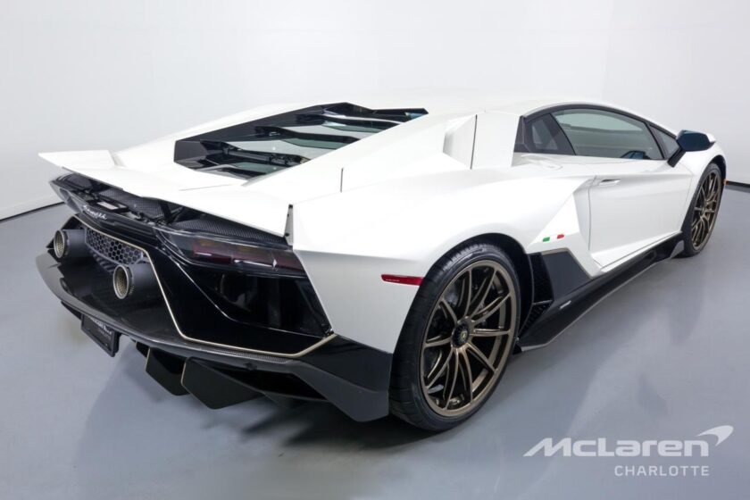 Lamborghini Aventador Ultimae sells for $1.3 million - The Supercar Blog