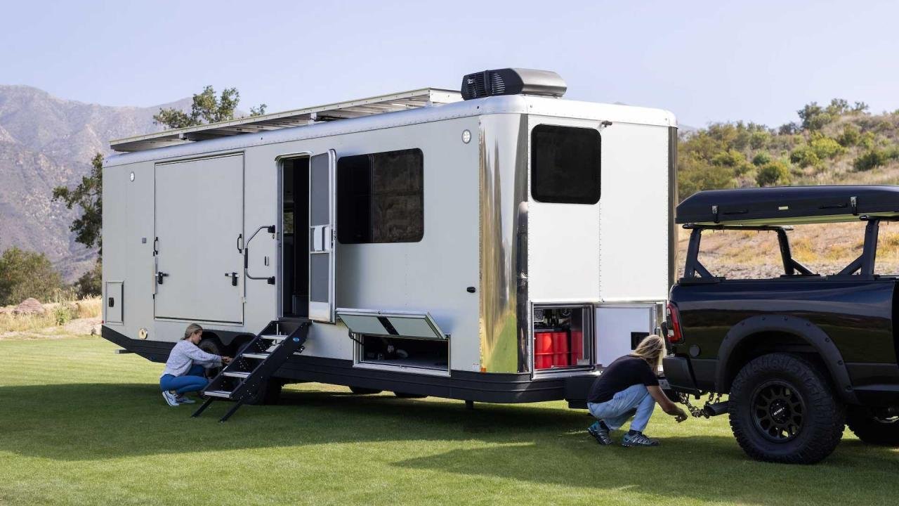 living-vehicle-pro-ev-camper-trailer (1)
