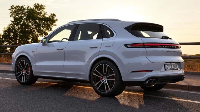 Porsche Cayenne Turbo E-Hybrid Unveiled - The Most Powerful Cayenne ...