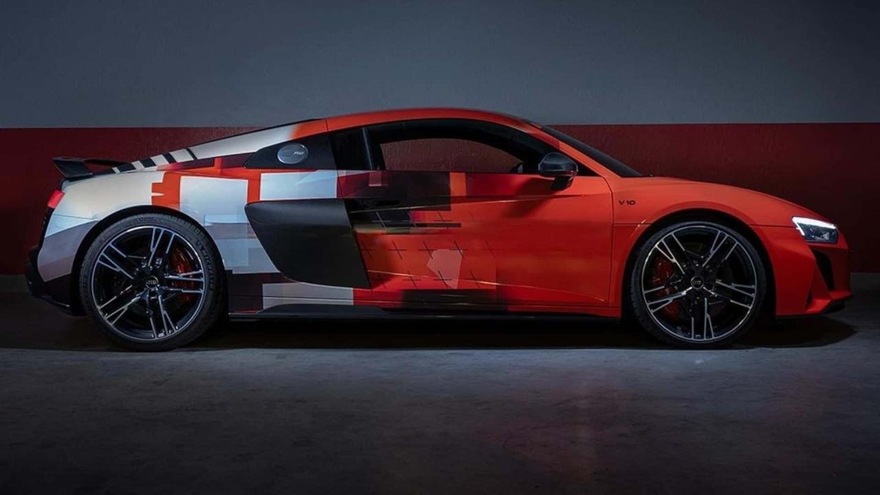 Audi R8 last lap teaser