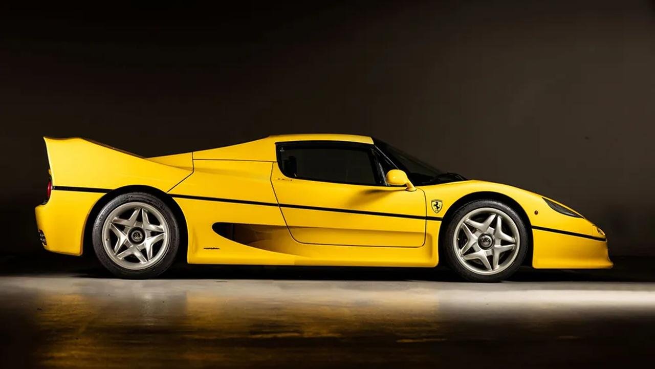 Yellow Ferrari F50-auction-3