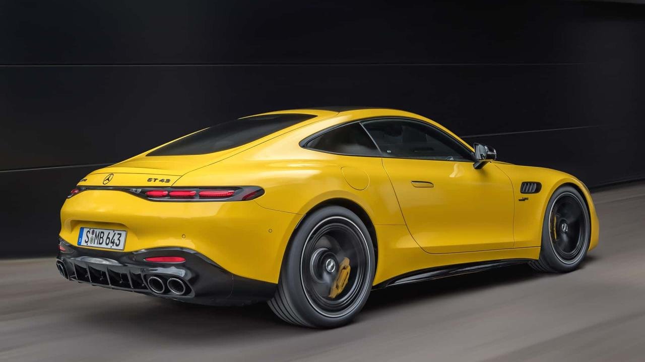 mercedes-amg-gt-43-coupe-2024 (2)
