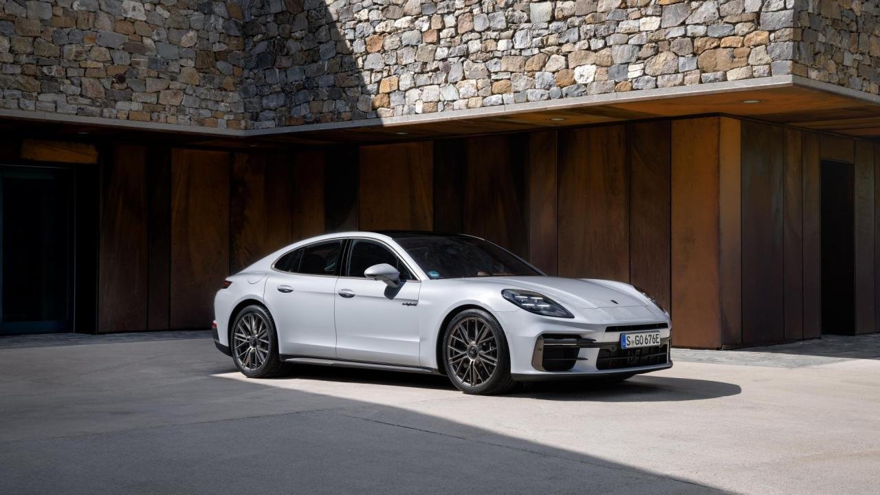 Porsche Panamera Turbo S E-Hybrid-3