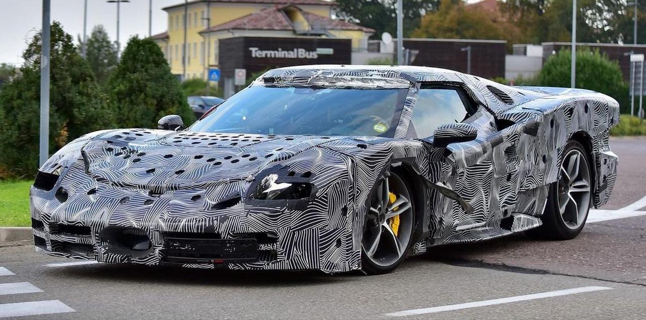 Ferrari 296 GTB facelift test mule spied-1