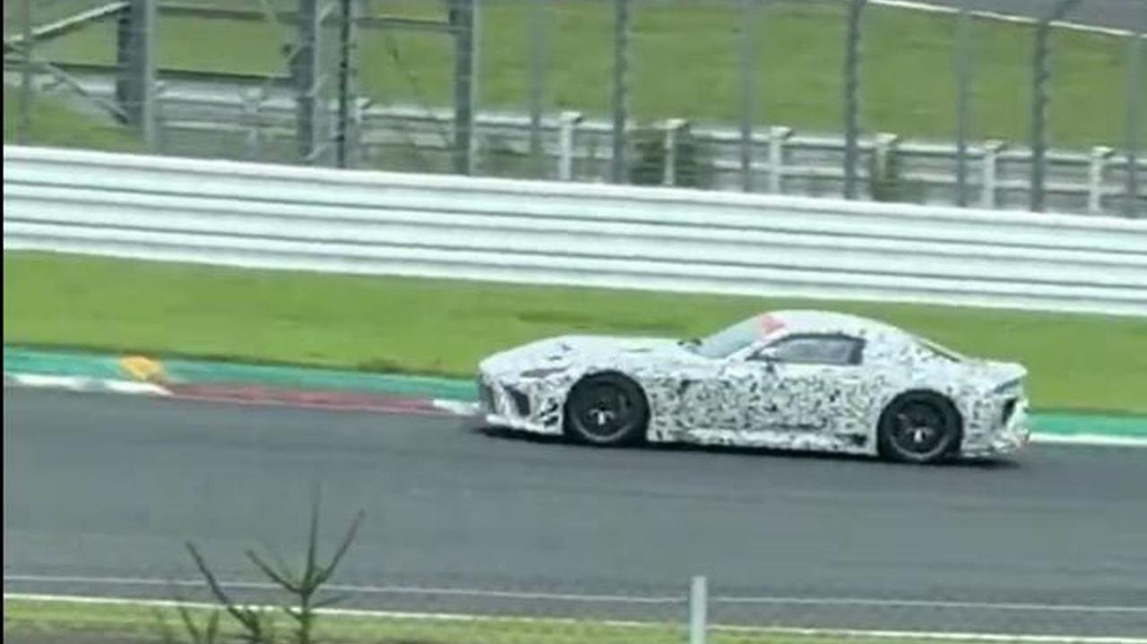 Lexus LFR spy images-Japan