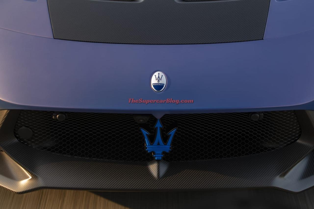 Maserati MC20 GT2 Stradale teaser-4