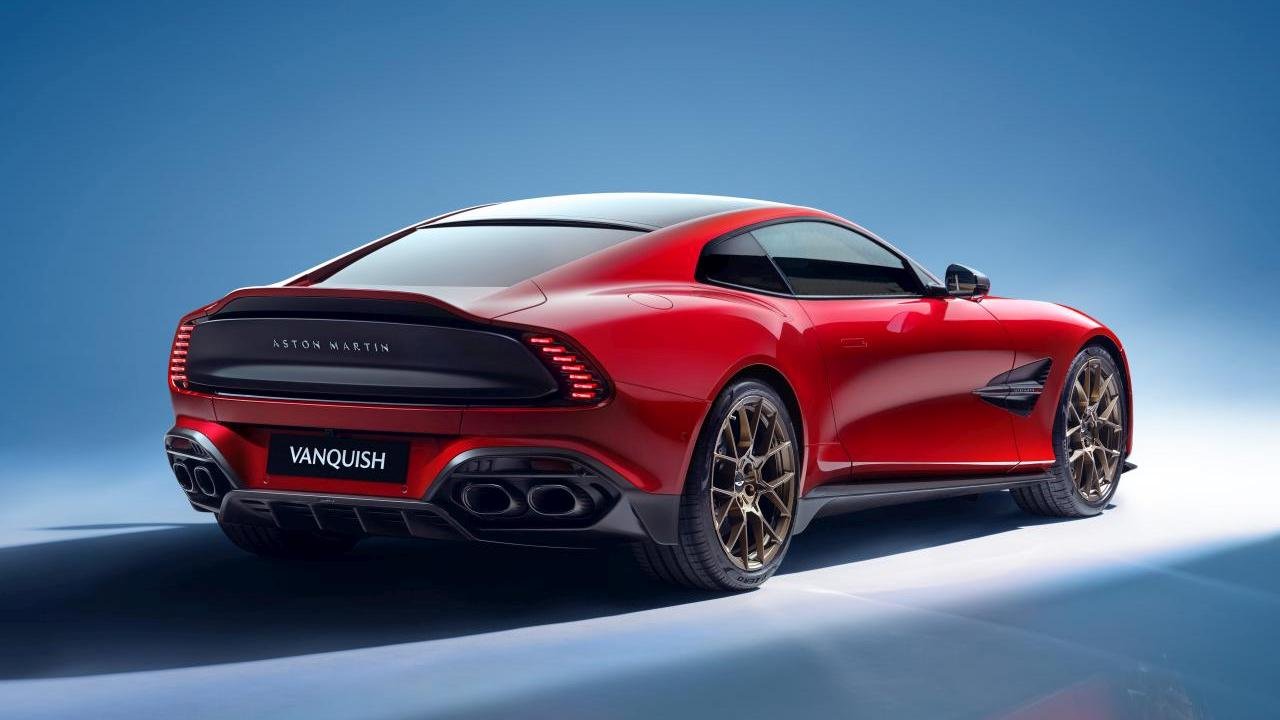 2025 Aston Martin Vanquish 02