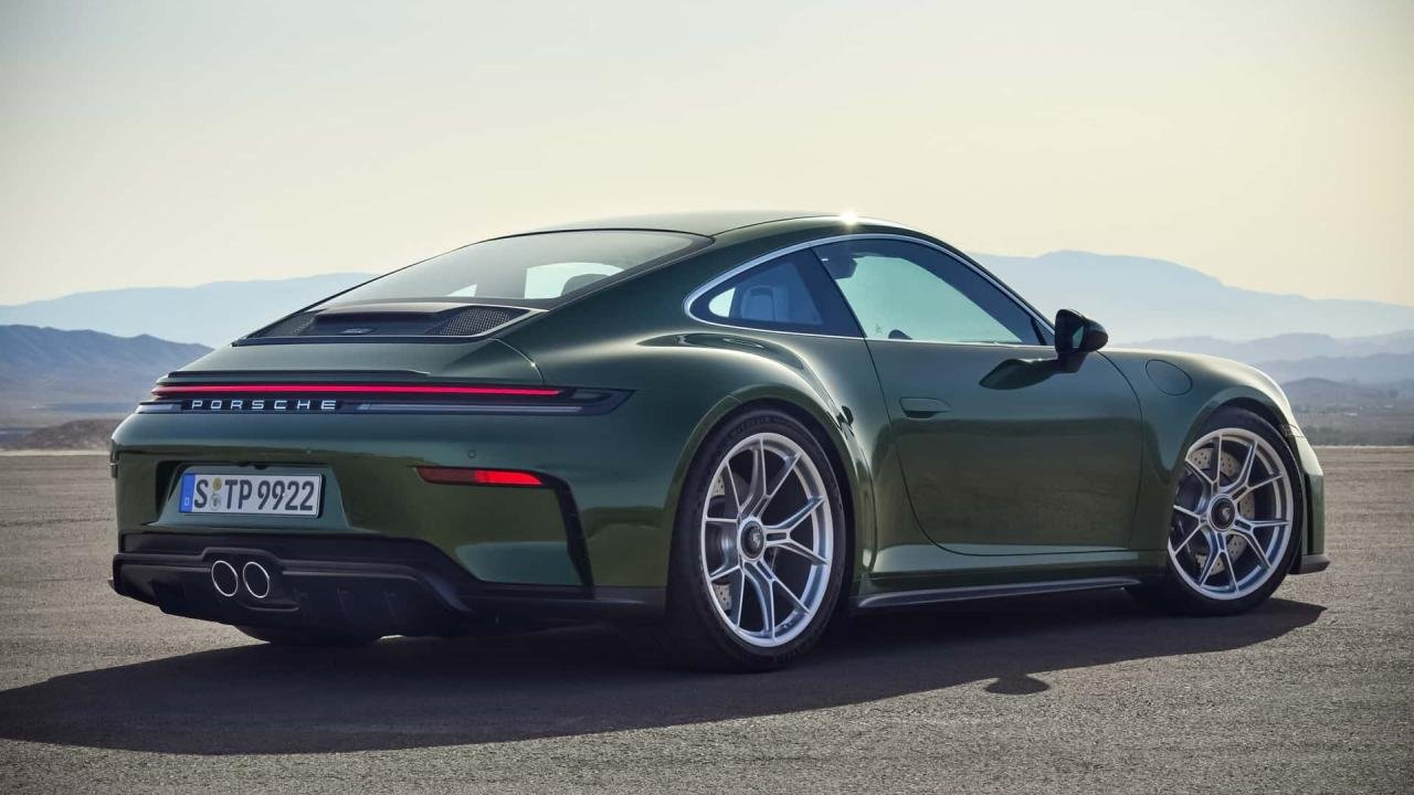 porsche-911-gt3-mit-touring-paket-2025