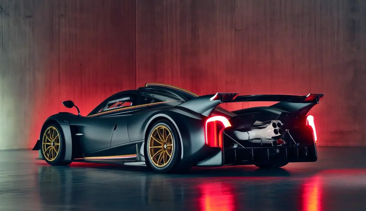 Pagani Huayra R for sale-RM Sothebys Paris Auction-1