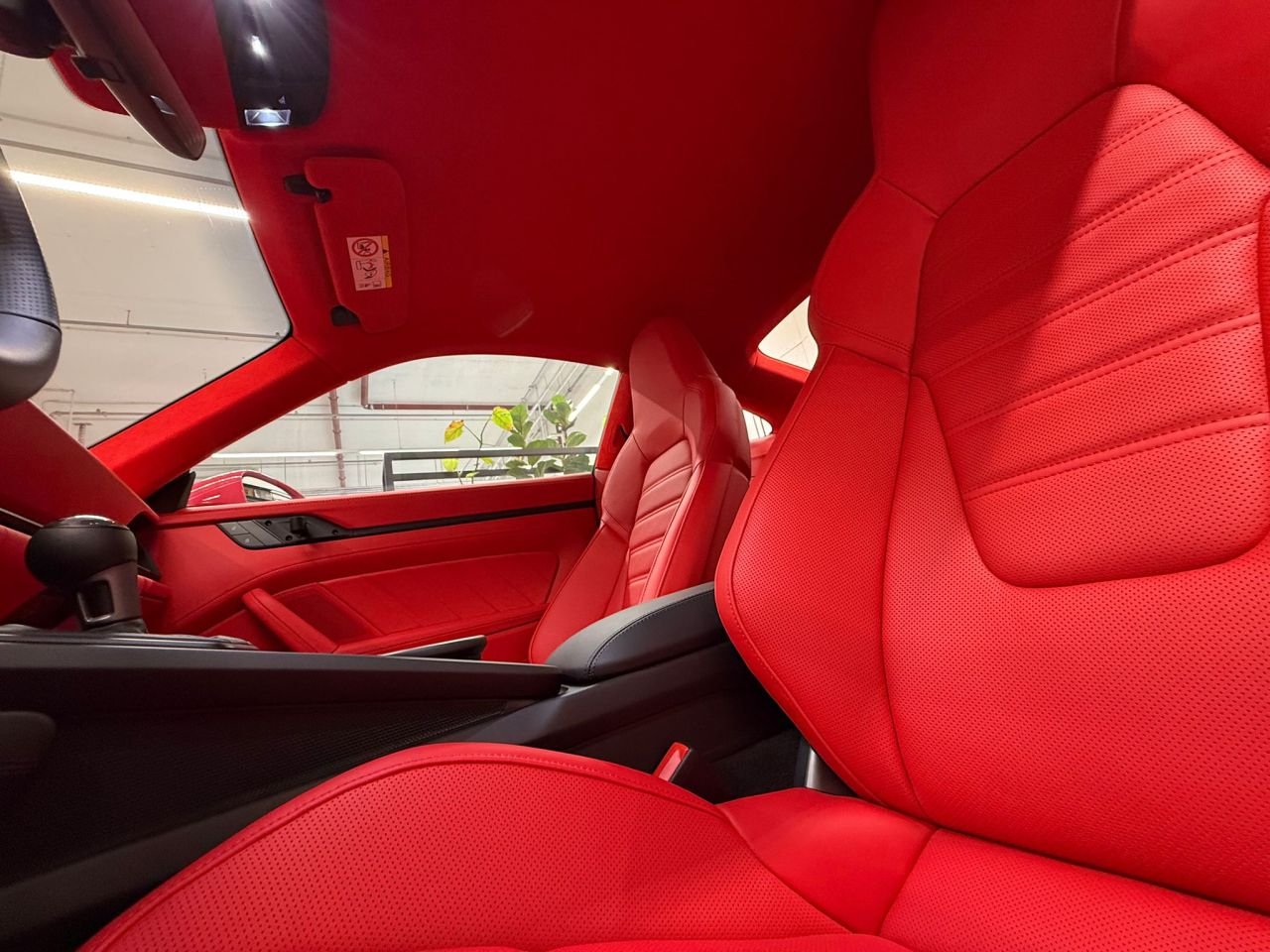 Porsche 911 ST Guards Red interior