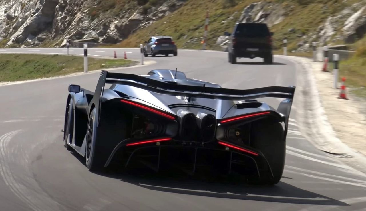 Bugatti Bolide-Bernina Pass-1