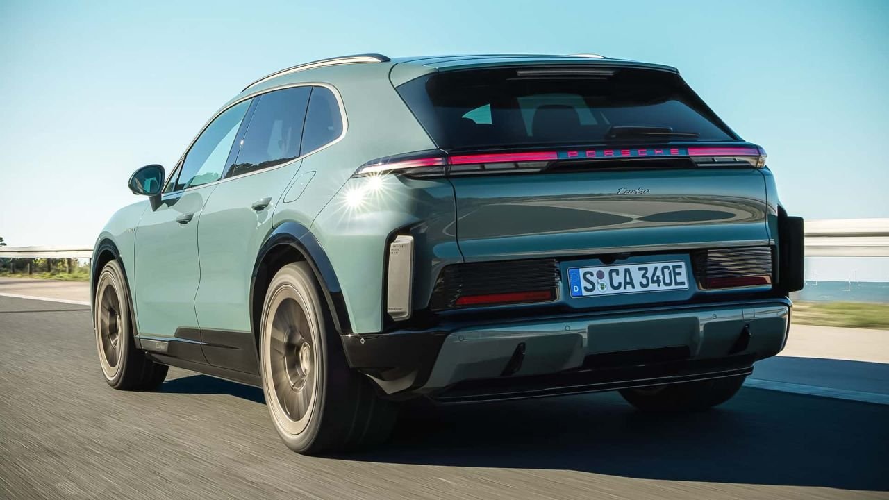 2026 Porsche Cayenne Turbo Electric-5