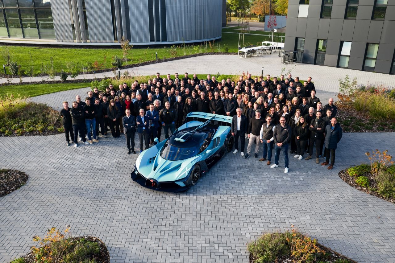 Final Bugatti Bolide-2