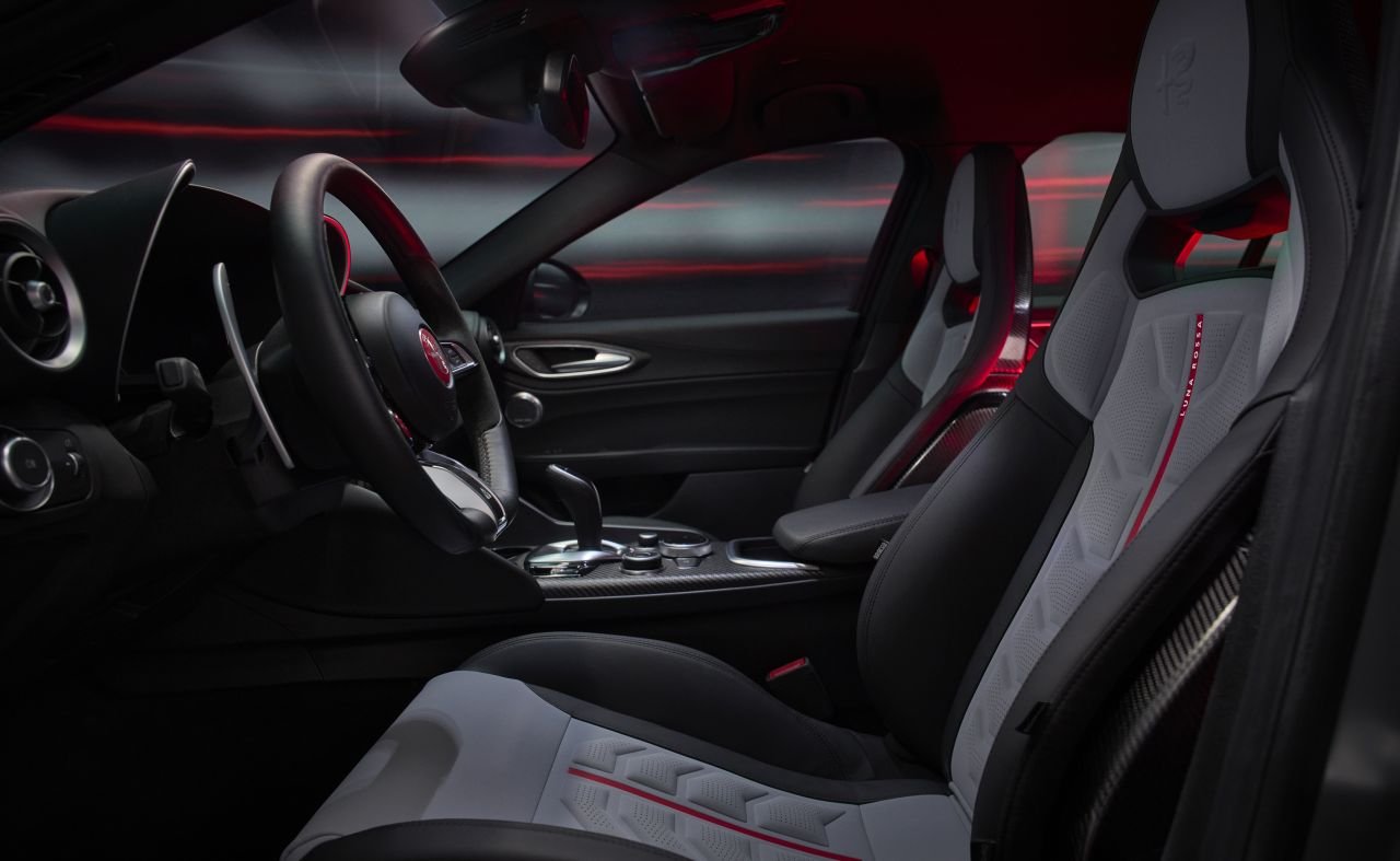 GiuliaQuadrifoglioLunaRossa (3)