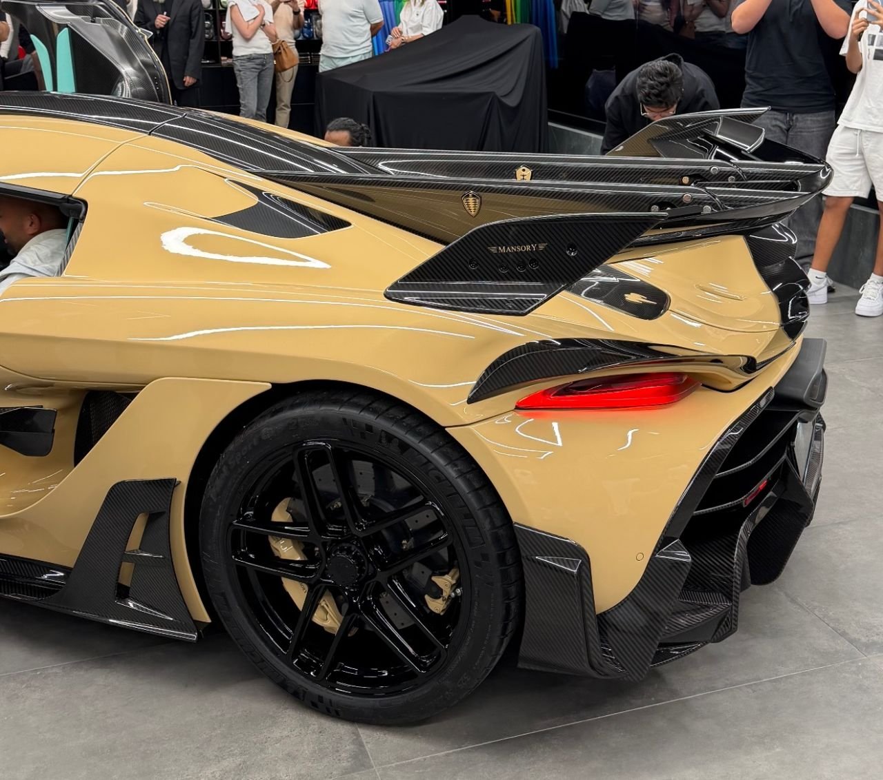 Koenigsegg Jesko Mansory-Dubai-2